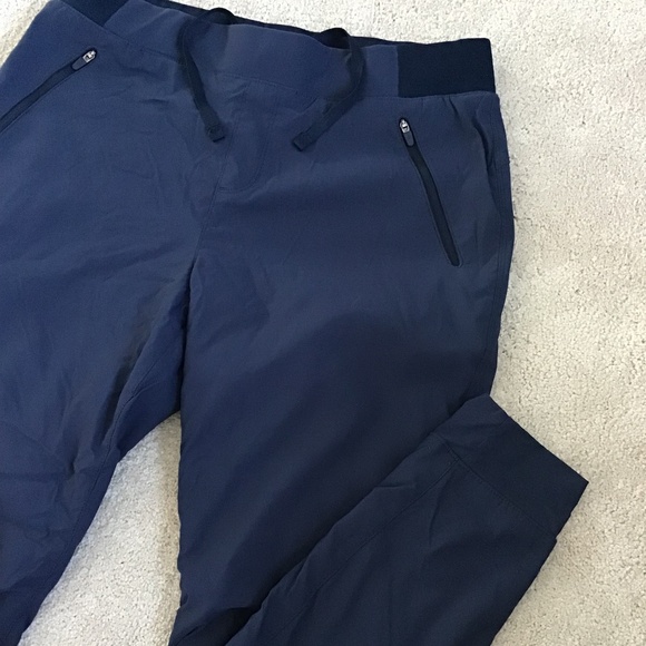 Eddie Bauer fleece lined joggers - Picture 1 of 6
